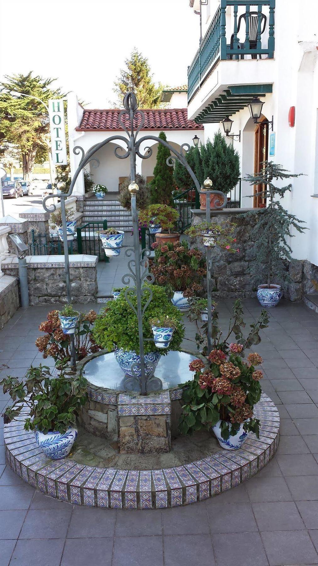 Hotel Cortijo Laredo Buitenkant foto